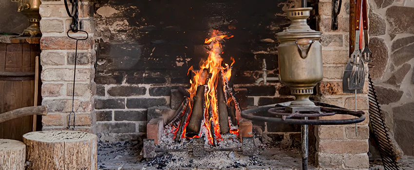 Traditional Fireplace Design Refurbishment Costs in Shawinigan, Quebec